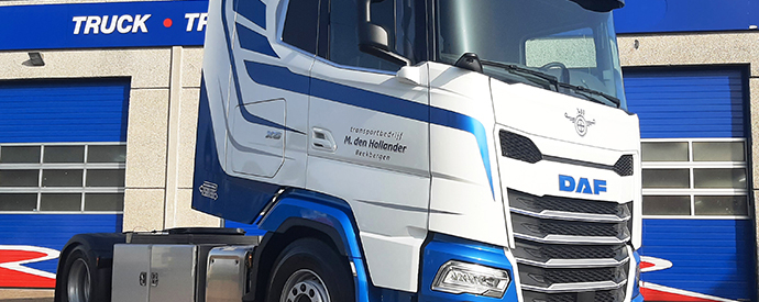 DenHollander 1 690 x 580.jpg